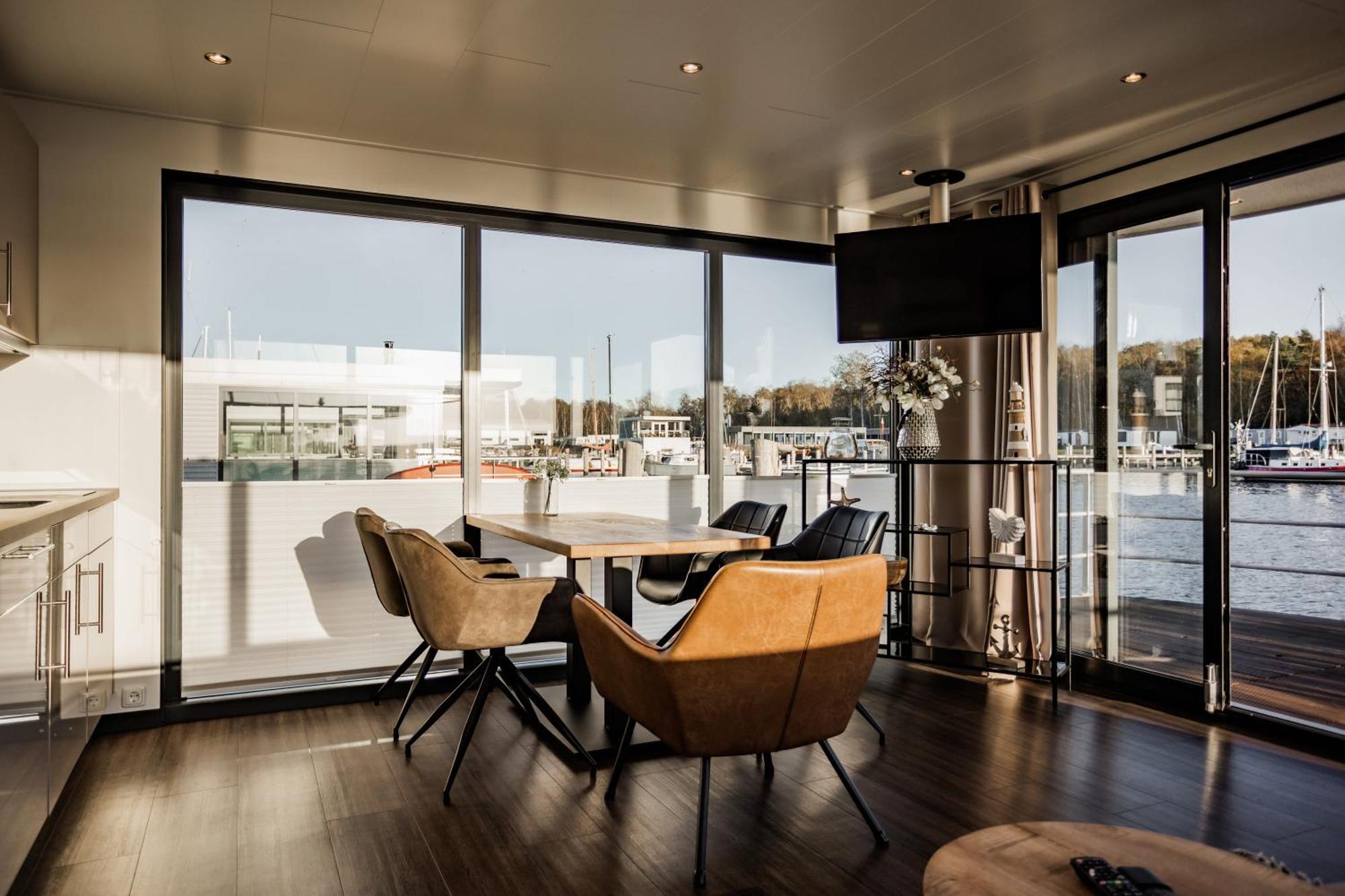 Floatinghouses Peenemuende Eksteriør billede